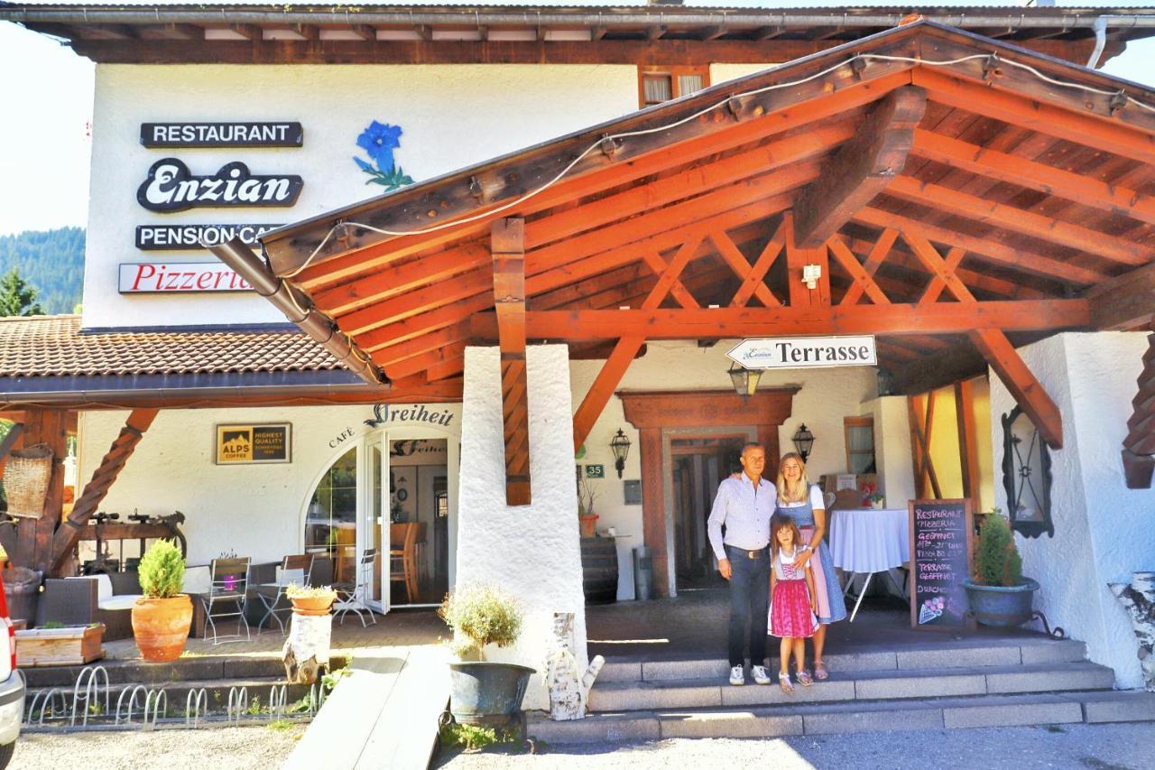 Gasthof Enzian Tannheim Esterno foto