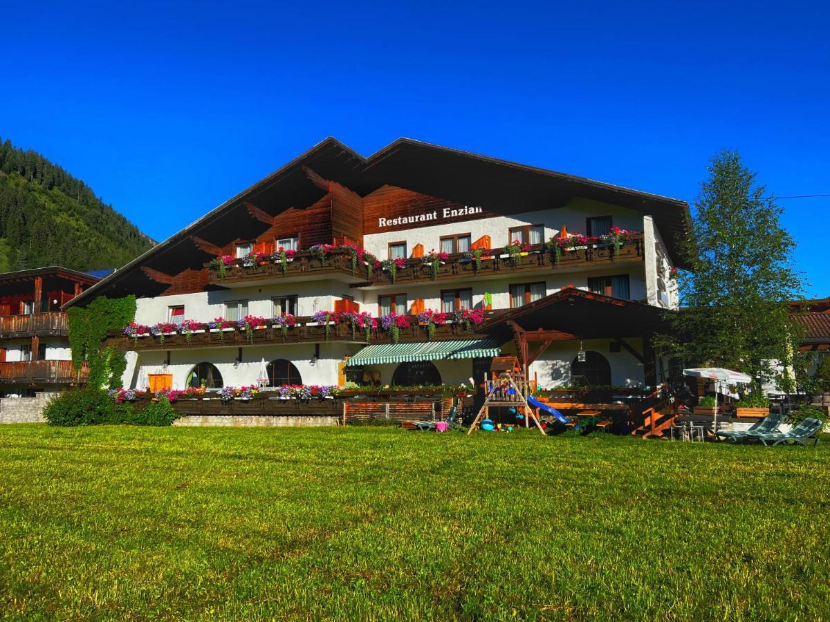 Gasthof Enzian Tannheim Esterno foto